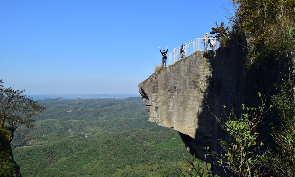 鋸山の稜線